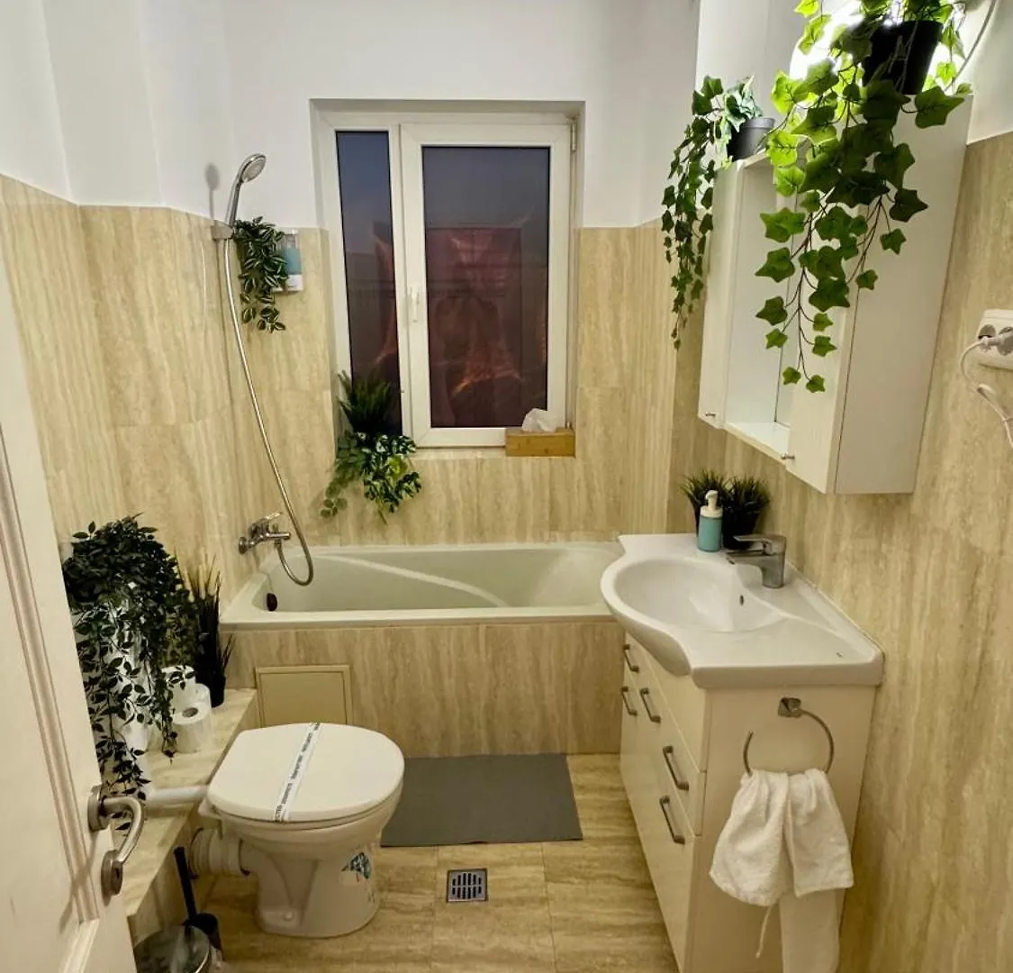 בוקרשט Elegant Getaway Calea Victoriei Apartament